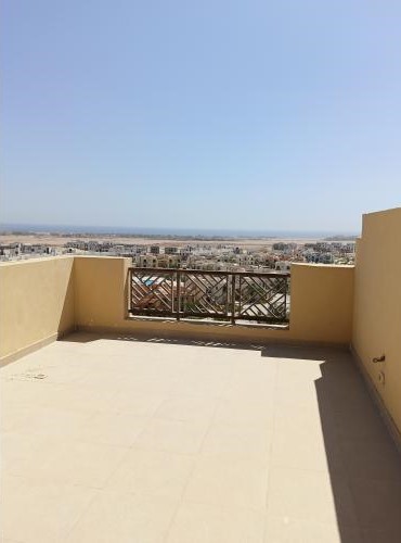 Three Bedroom Penthouse For Rent In Makadi Heights